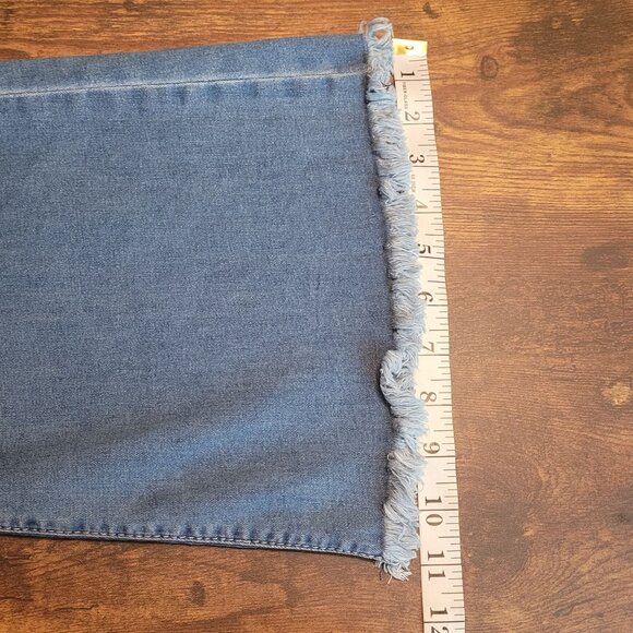 YMI Jeans Size 28 Flare Low Rise Raw Hem Ripped Medium Wash Stretch Western Boho - Picture 8 of 9